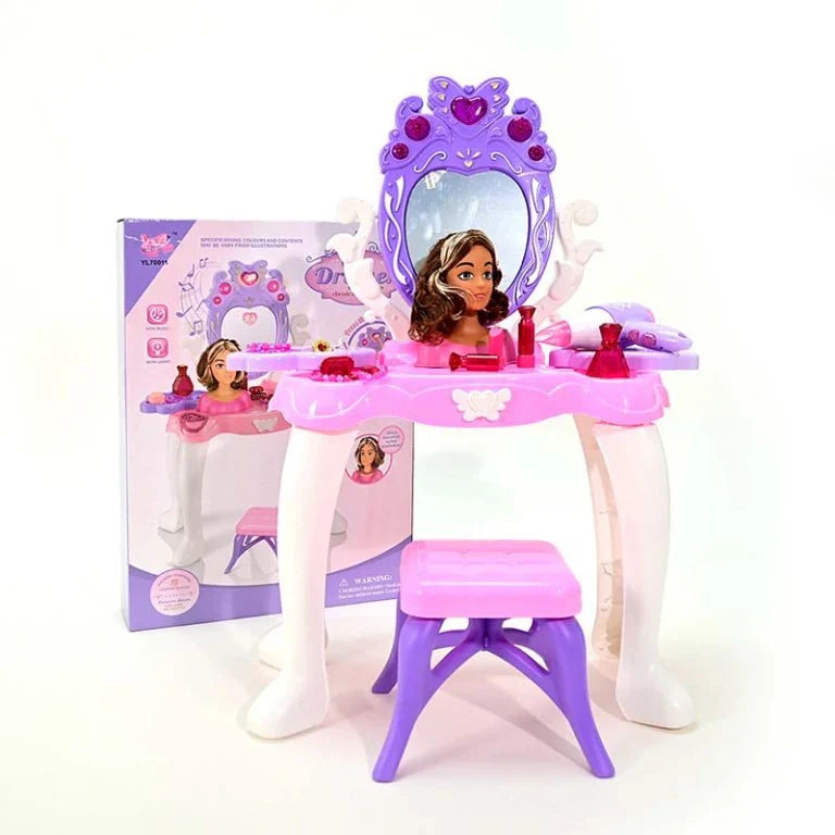 COIFFEUSE BEAUTIFUL DRESSER